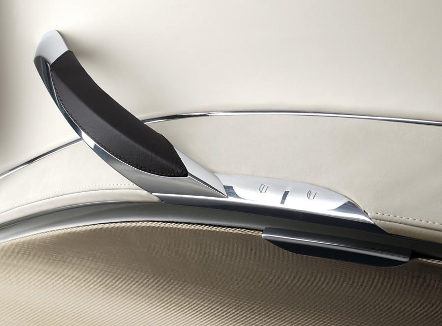 Детали интерьера BMW CS Concept 2007 года  (фото 27 из 66)